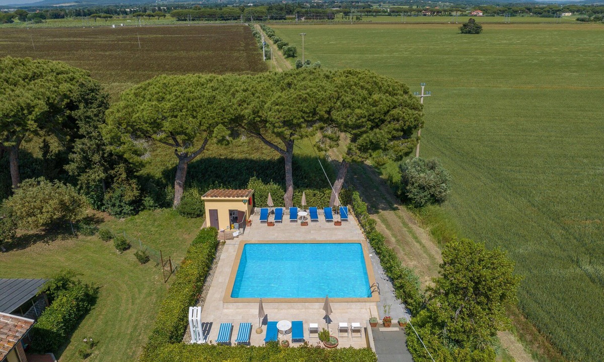 Cecina Apartment | Studio 'Podere Nuti - Monolocale L'Eccezione' with Shared Pool and Air Conditioning