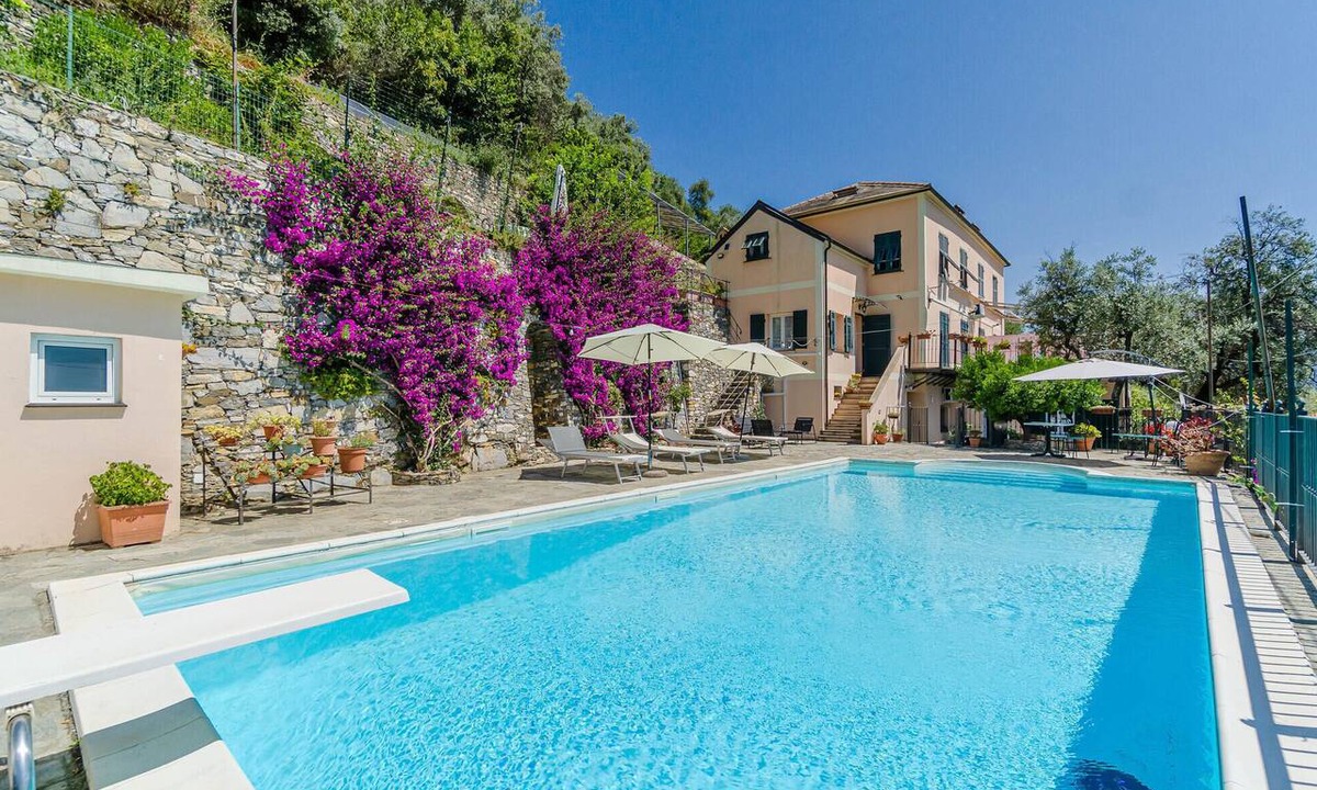 Recco Apartment | Stunning apartment in Recco with kitchen