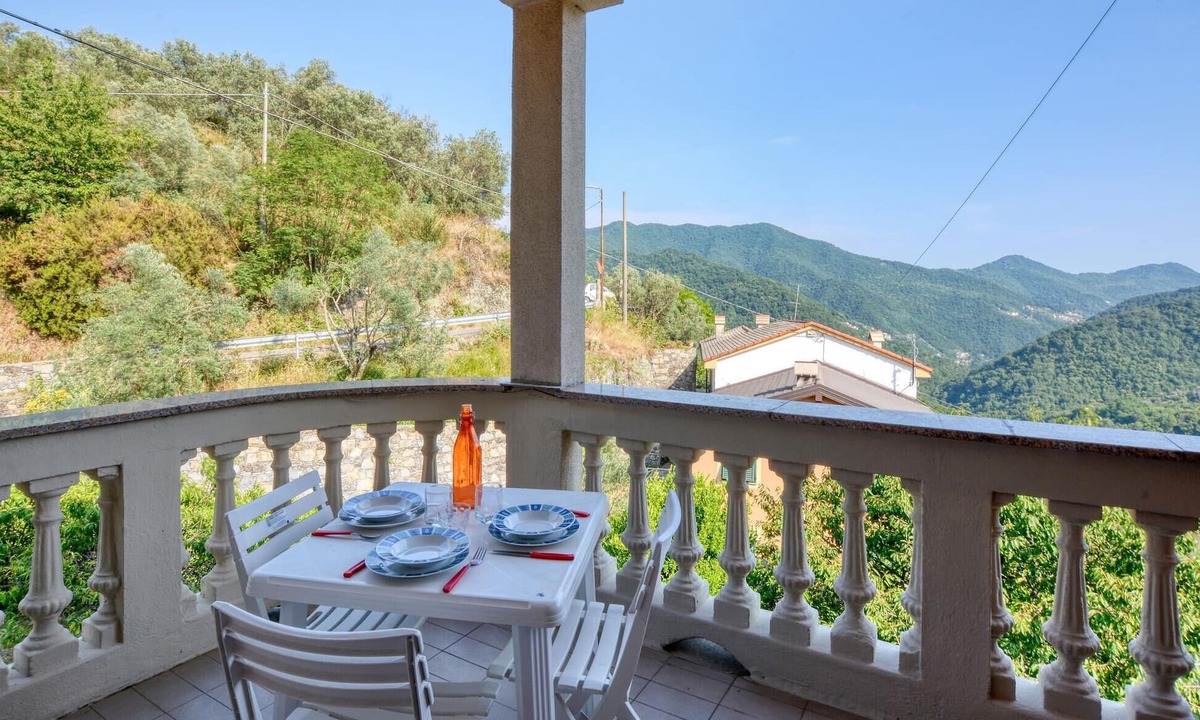 Uscio Apartment | Stunning apartment in Terrile