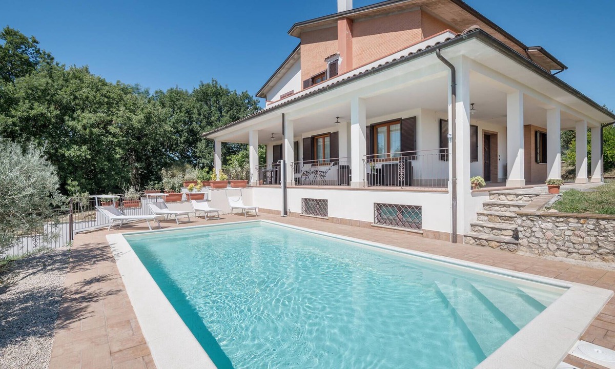 Otricoli House | Stunning home in Otricoli with private swimming pool, can be inside or outside