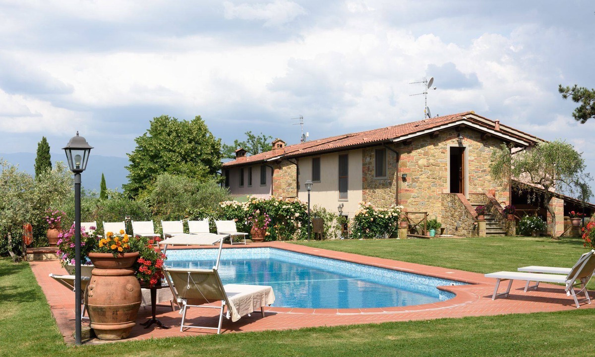 Cavriglia Villa | Stunning private villa with A/C, private pool, WIFI, hot tub, TV, patio, panoramic view, parking