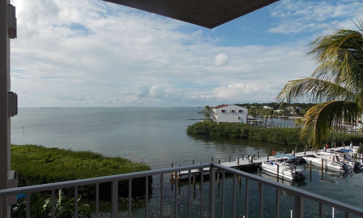 Islamorada Condo | Stunning view from this beautiful 1 bedroom condominium-Summer Sea, Islamorada