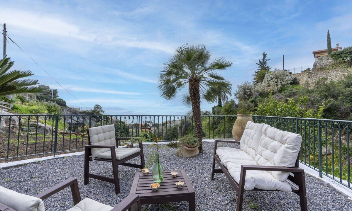 Bordighera House | Stunning villa for 4 guests with A/C, WIFI, terrace and panoramic view