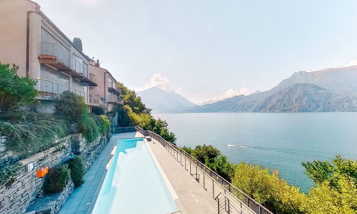 Perledo Apartment | Sunset 180, Lake View With a Pool By Halldis