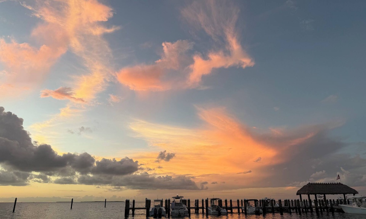 Islamorada House | Sunsets at Islamorada, Florida Keys. 2/2 Townhome at Executive Bay Club