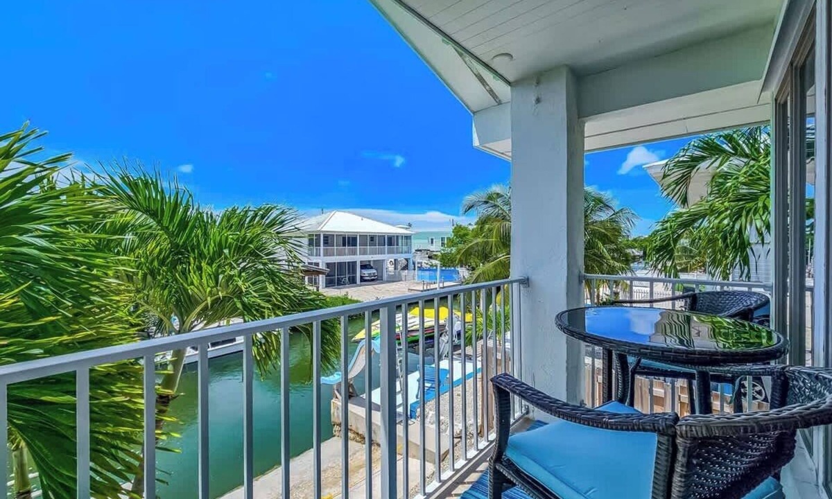Cutthroat Harbor Estates House | Sunshine 23 | Dog-friendly canalfront home