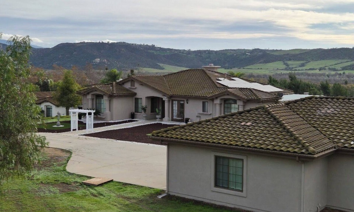 Fallbrook Villa | Superb Villa near California Golf Club-Monserate Winery-Pala Mesa Golf-360 Views