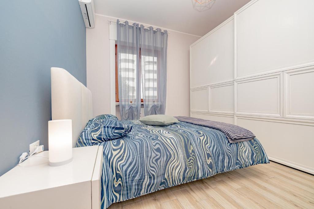 Saronno Apartment | SweetHomeSaronno-A 20 minuti da Milano