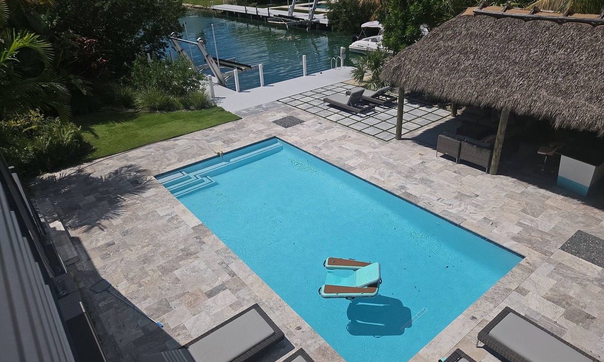 Sugarloaf Shores House | Swimming Pool/Boat Dock/Close to Key West