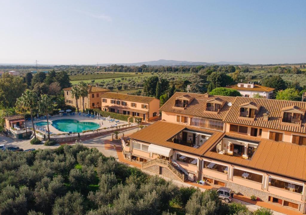 Collemezzano Hotel | Tenuta Elisabetta