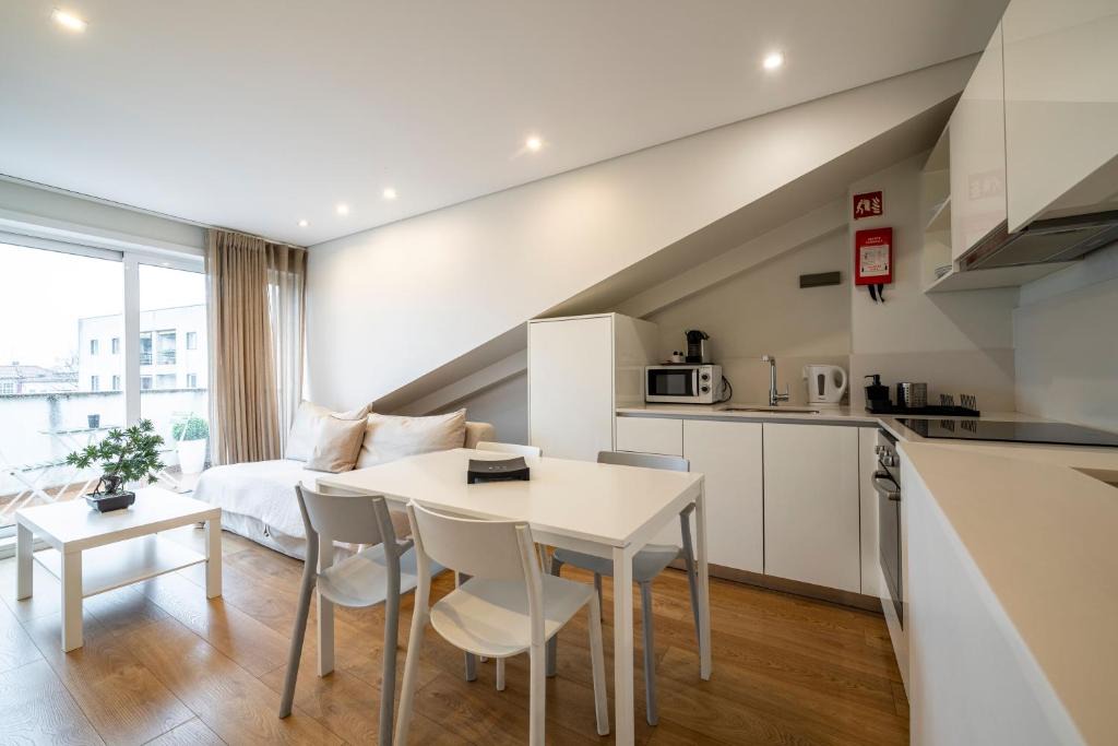 Old Town Apartment | Terro Collection - Alcaide
