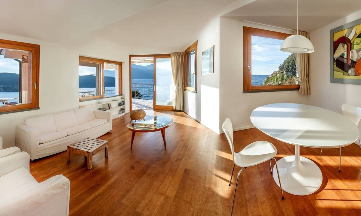 Scaglieri Villa | The Boat - On the sea in Scaglieri