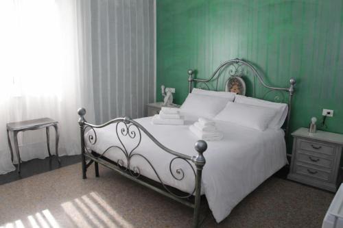 Tivoli House | The Corner Tivoli