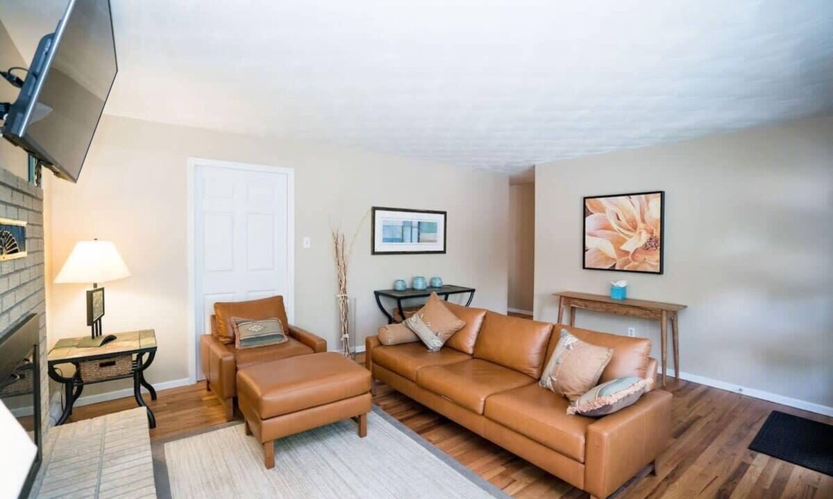 Castlewood House | The Costilla Connection | Denver Tech Center
