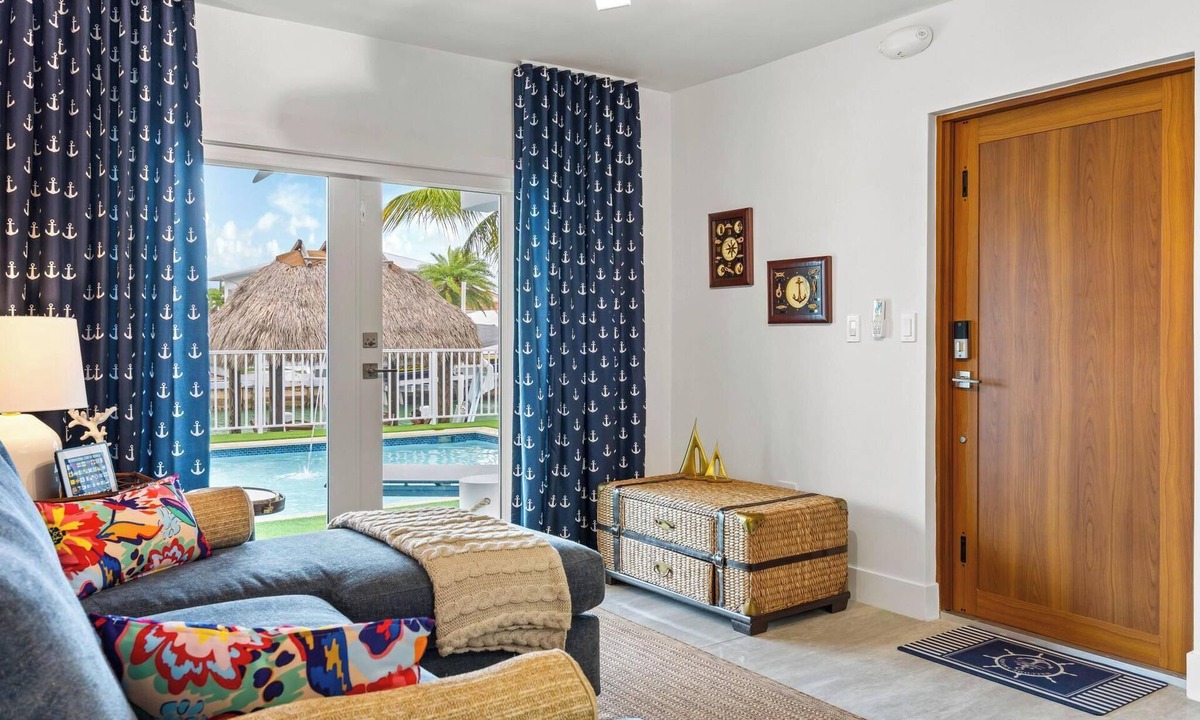 Key Colony Beach House | The Lux Anchor Ocean Oasis/60' Dock/Heated Pool/BBQ