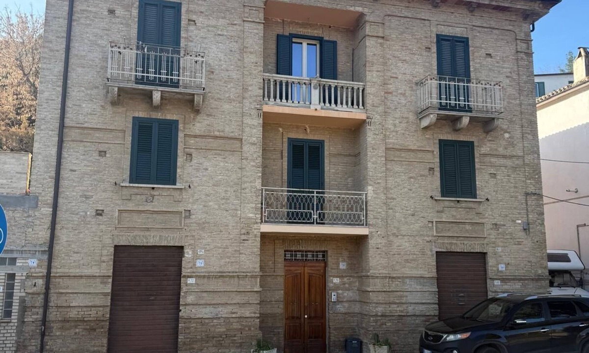 Loreto Aprutino Apartment | The Philosopher’s Retreat: Historic Palace Near the Medieval Village.