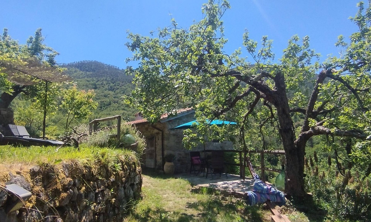 Perinaldo Apartment | Tiny Rustico CASA LUCERTOLA with outdoor kitchen & pool. Pets welcome!