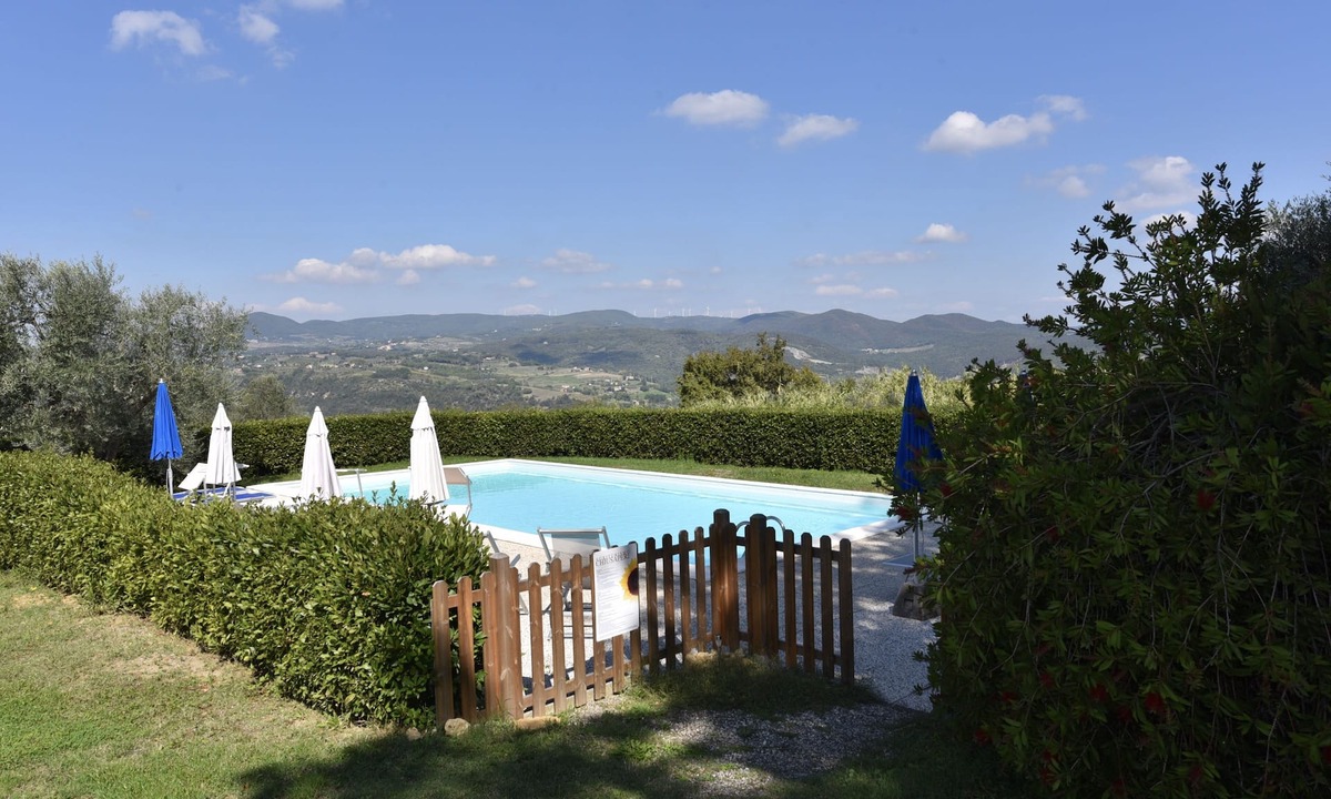Montescudaio House | To feel good: quiet panoramic location with pool for 6/7 people