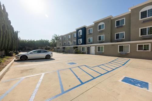 Southeast Torrance Hotel | Torrance Inn LAX Airport Area
