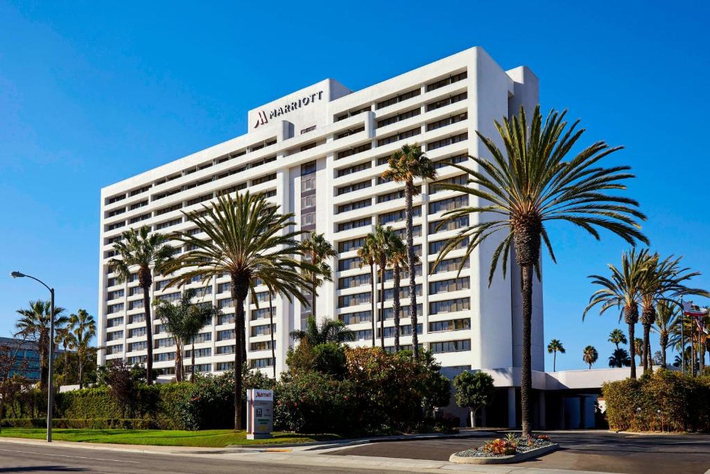 Torrance Hotel | Torrance Marriott Redondo Beach