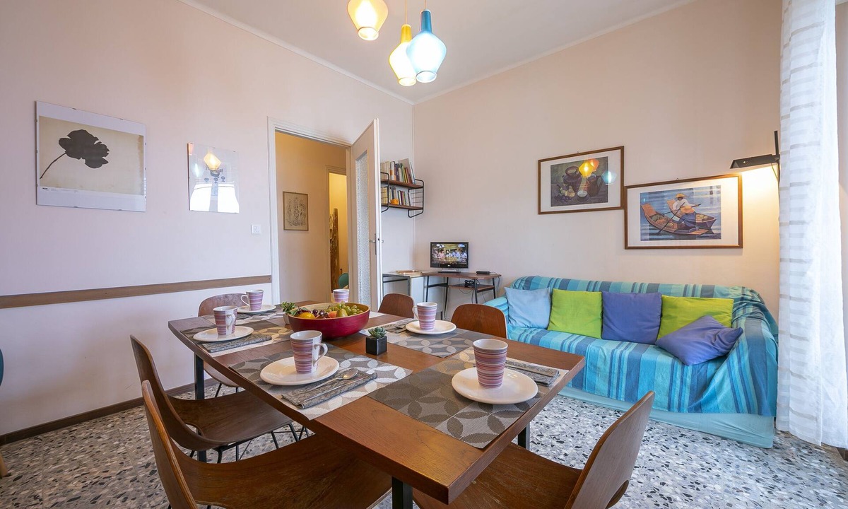Borghetto Santo Spirito Apartment | Tre Balconi Sul Mare - Beachfront Sea-View Apartment, Borghetto Santo Spirito, Italy