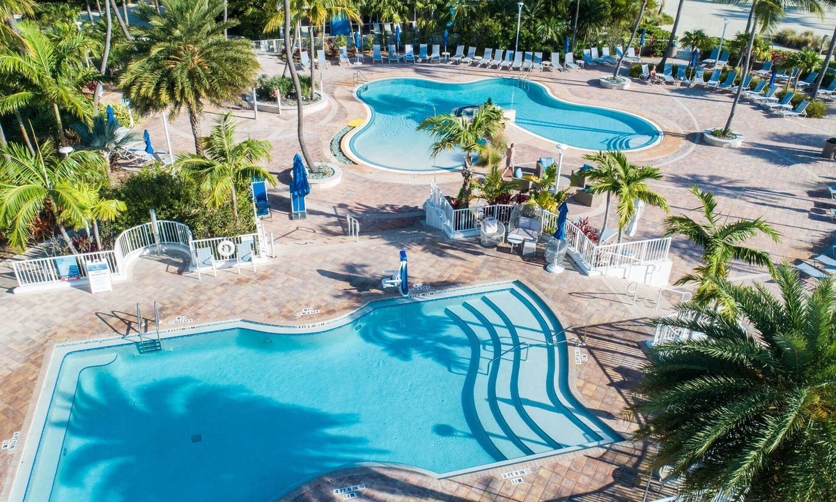 Islamorada Hotel | Tropic Kitchen Pool Gym | 3 mi to Keys Brewing | Brewery Tour Nearby