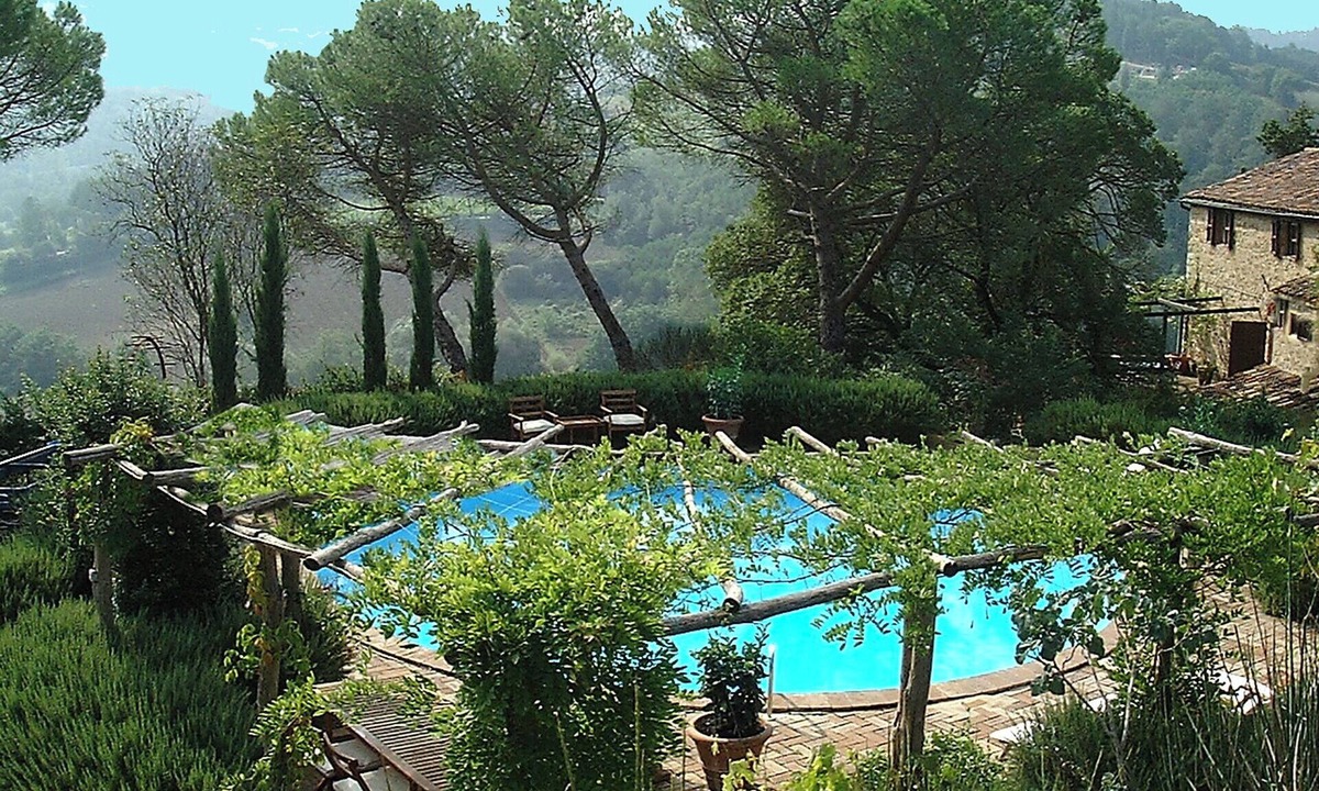 Monterchi House | Tuscany:17th century hillside villa farmhouse- private pool - stunning views