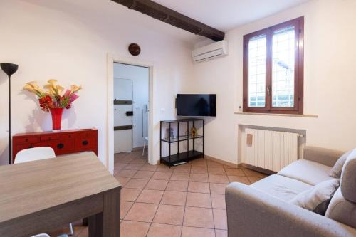 L'antico Ghetto Ebraico Apartment | Valdonica, Bologna by Short Holidays