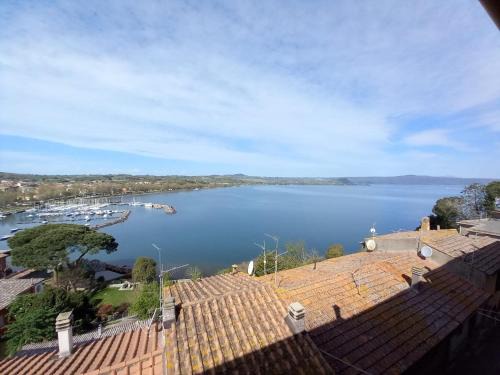 Capodimonte Apartment | VANDA VISTA LAGO Alloggio Turistico