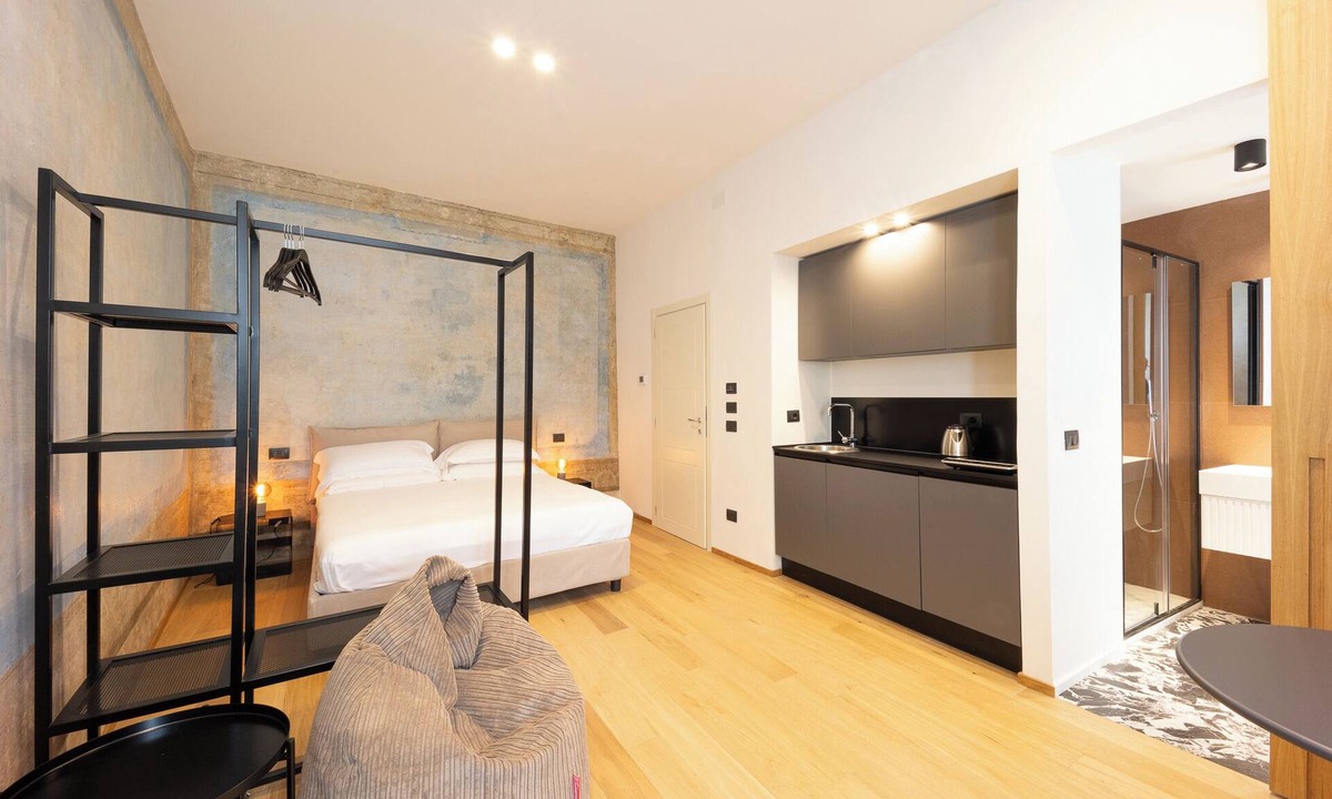 Tivoli Apartment | Vesta Room - Residenza San Valerio in the historic center of Tivoli
