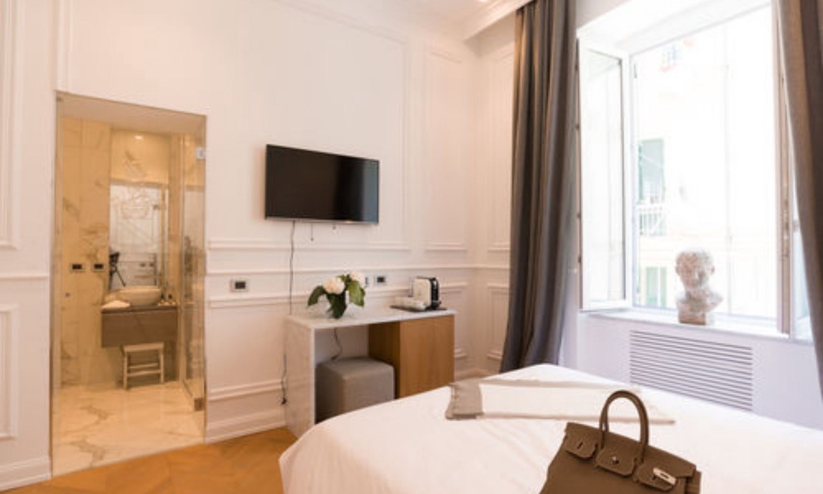 La Spezia Historic Centre Hotel | Via Chiodo Luxury Rooms