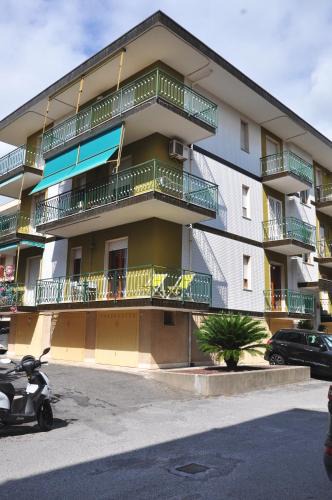 Pietra Ligure Apartment | Viale Repubblica 329 1