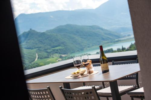 Caldaro Sulla Strada del Vino Cabin | Villa Barleit