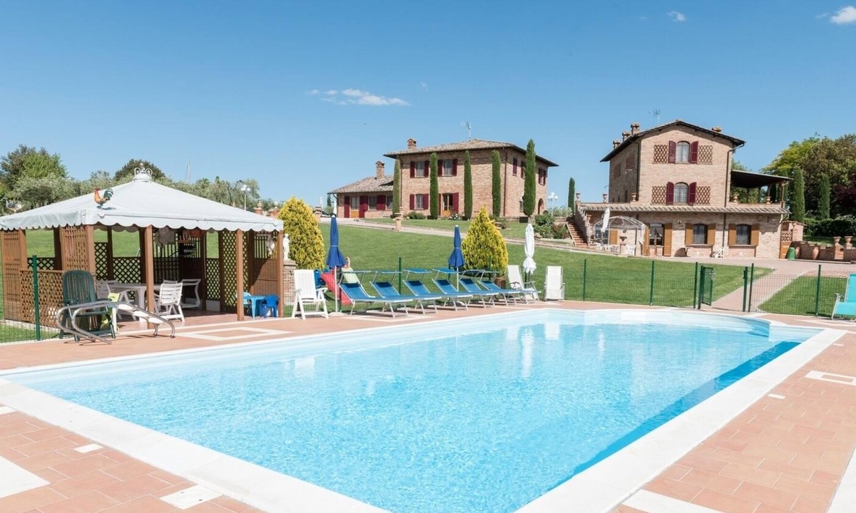 Foiano della Chiana Villa | Villa Exclusive 18px con Parco Giardino e Piscina Panoramica
