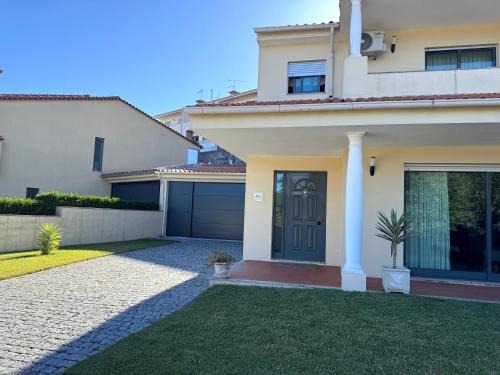 Joane House | Villa Florence
