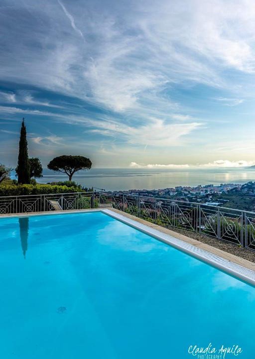 Bordighera Bed & Breakfast | Villa Gaia - Luxury Villa, pool & wellness rooms