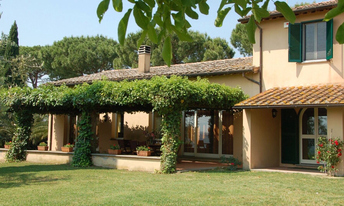 Calvi di Umbria Villa | Villa Infinito, for an enchanting stay among fields