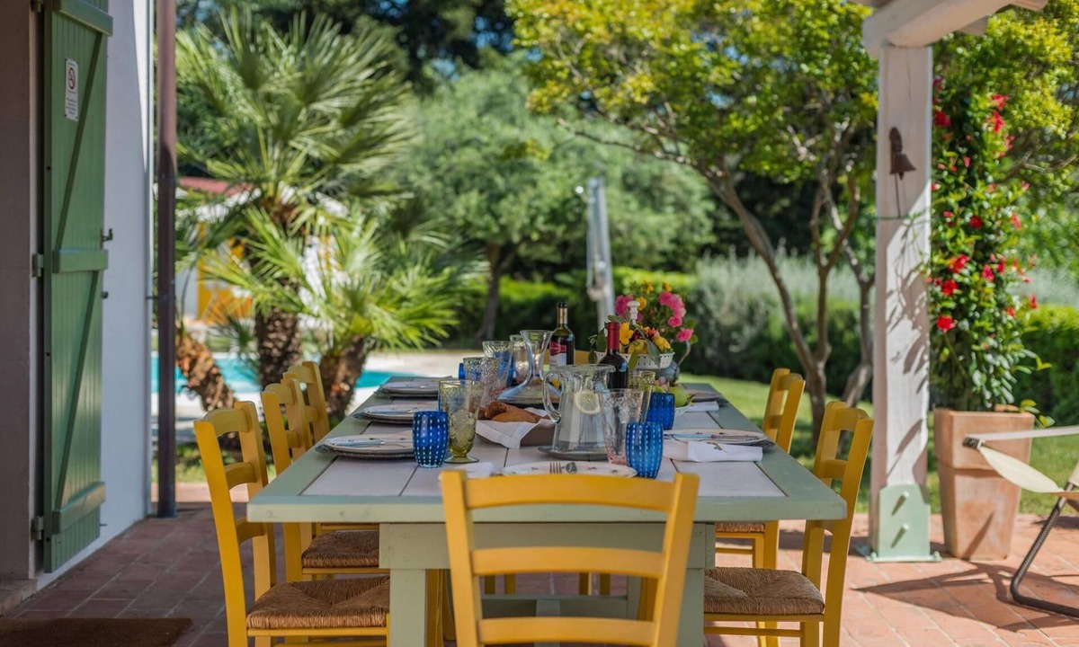 Corinaldo Villa | Villa La Capuccina - Private villa, 3 bedrooms, pool, pets, wifi, Marche