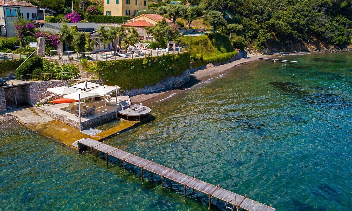 Portoferraio Villa | Villa Le Grotte on the sea Elba Island