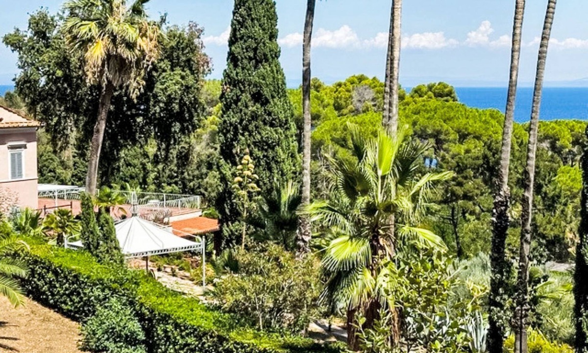 Capo D'arco Apartment | Villa Le Palme by Interhome