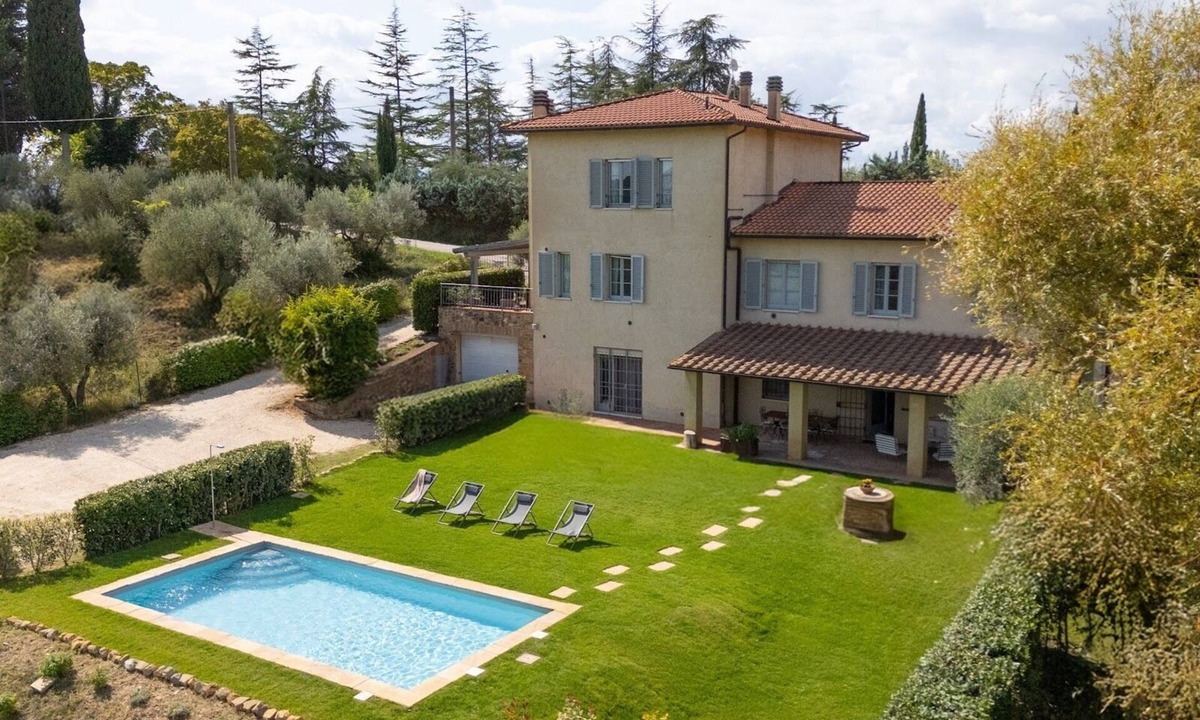 Poggibonsi Villa | Villa Mary 6 In Poggibonsi, Tuscany