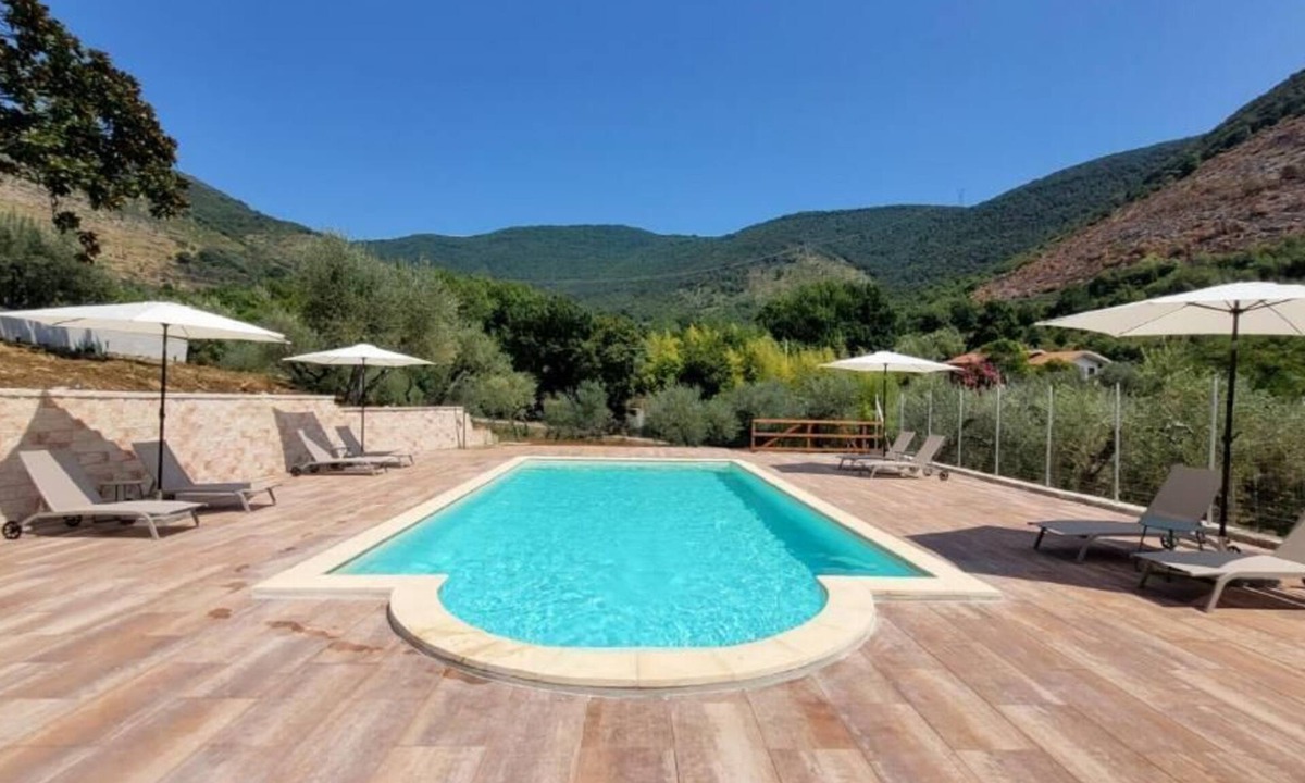 Maenza Bed & Breakfast | Villa MaVi Guesthouse