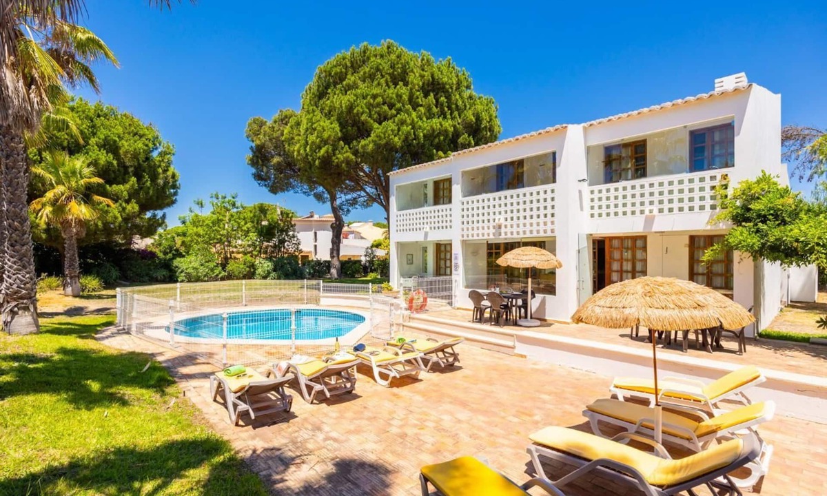 Quarteira Villa | Villa Mexico - Four Bedroom Villa, Sleeps 8