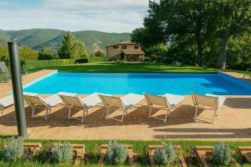 Castelraimondo Villa | VILLA NASCA - Ville Carborello