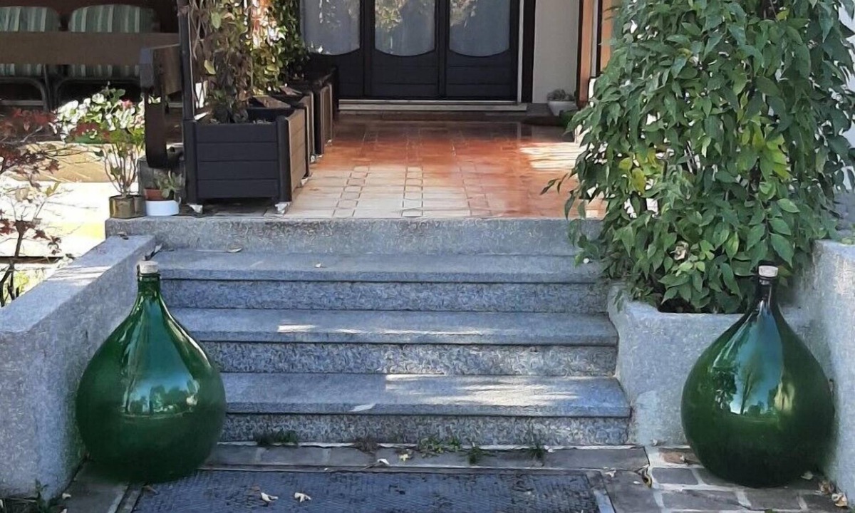 Aizurro Bed & Breakfast | VILLA PARADIS B&B