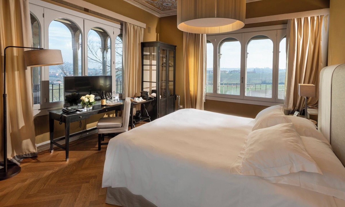 Costigliole d'Asti Hotel | Villa Pattono Wine Country Resort