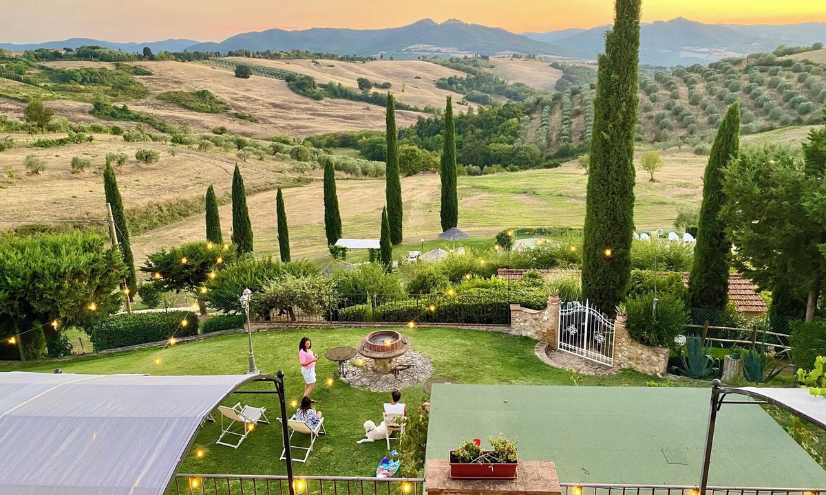Pomarance House | Villa San Tommaso with apartments for groups of families and friends
