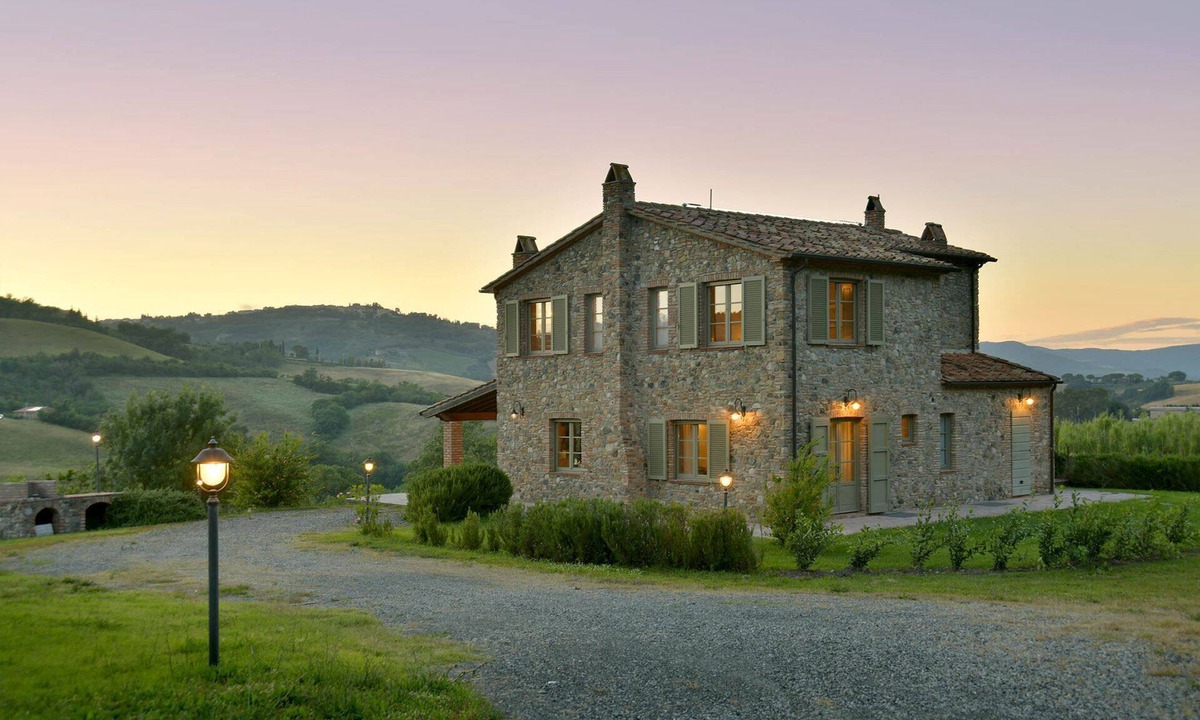 Guardistallo Villa | VILLA TRE COLONNE Podere Casale - VILLA TRE COLONNE