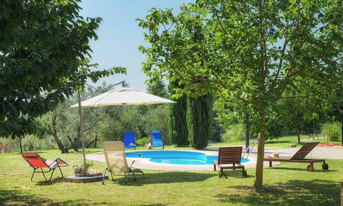 Montegabbione House | Villa with pool in the heart of green Umbria