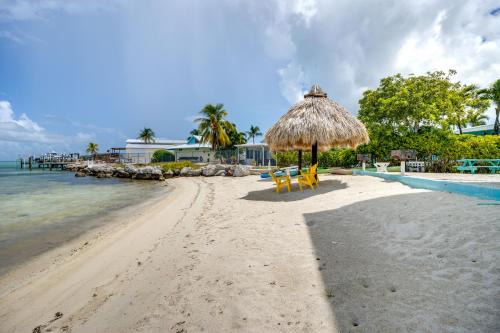 Layton House | Walk to Beach: Florida Keys Gem w/Ocean Views
